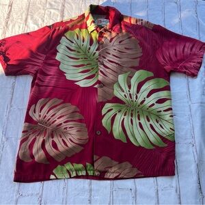 Hilo Hattie Red and Green Leaf Print Shirt